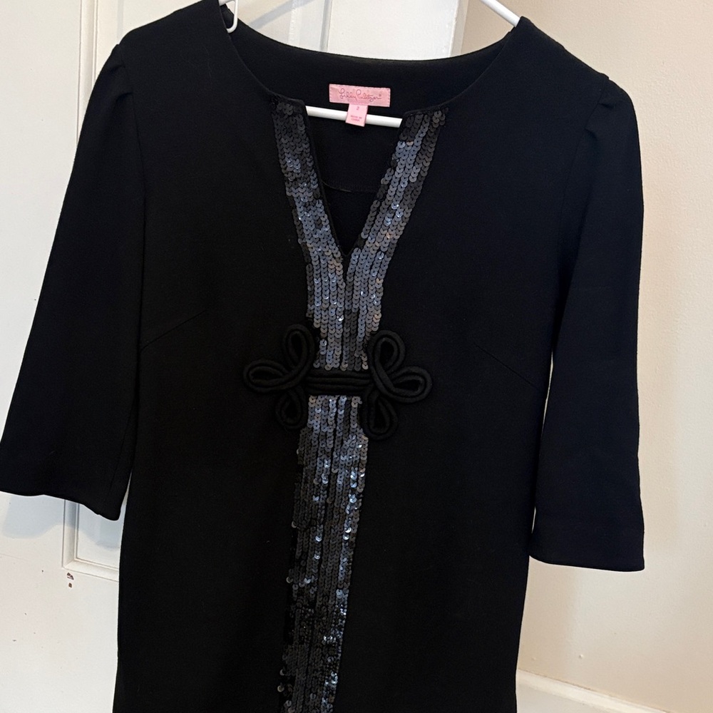 VGUC Lilly Pulitzer Top with sequin design